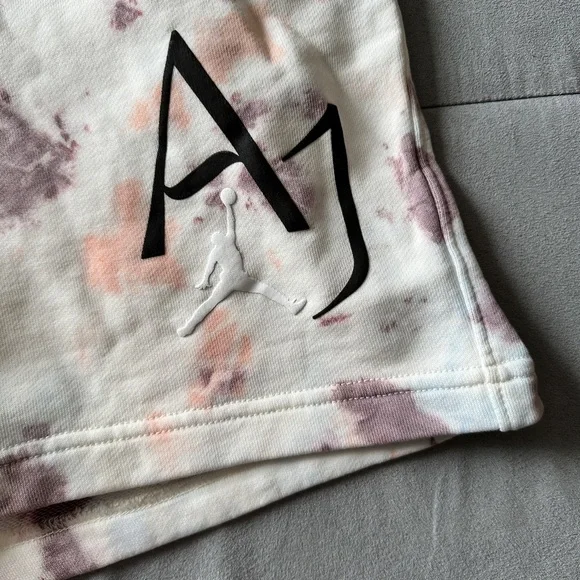 Air Jordan All over print Tie Dye shorts - Picture 4 of 5